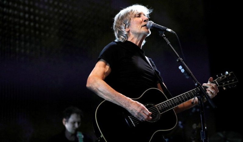Roger Waters performs in Los Angeles, Calif., in 2017. Photo: National Review