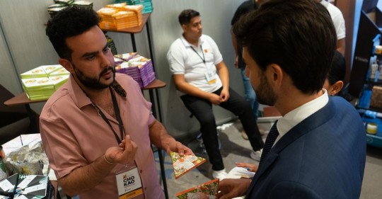 A través de esta marca, se invita a los viajeros que llegan a Ecuador a descubrir y recorrer las diversas rutas turísticas relacionadas con el cacao / Foto: cortesía Ministerio de Turismo