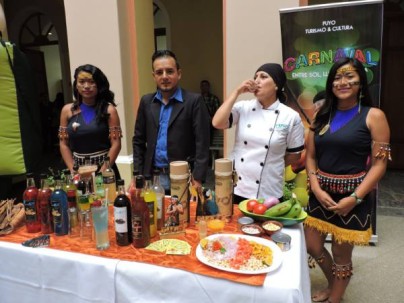 La gastronomía y las bebidas hechas con plantas propias de la Amazonía se podrán encontrar en los festejos. Foto: El Universo