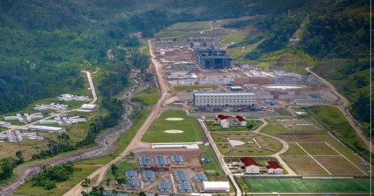 La eventual ruptura o colapso de las dos represas causaría una ola de materiales tóxicos que arrasaría con lo que se encontrase a su paso durante varios kilómetros / Foto: cortesía Prensa Minera
