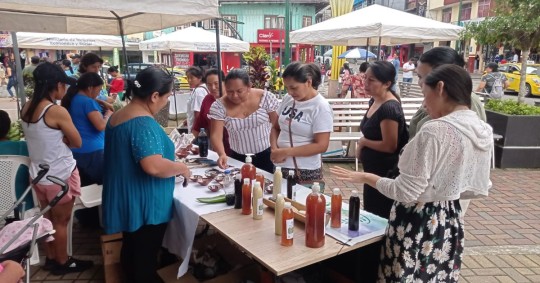31 emprendedores participaron en la Feria del Emprendimiento en Puyo / Foto: Cortesía MIES