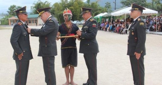 Desde 1981, los iwias se convirtieron en la fuerza indígena más letal del ejército nacional, bajo el mando militar del coronel Gonzalo Barragán / Foto:  cortesía Ejército