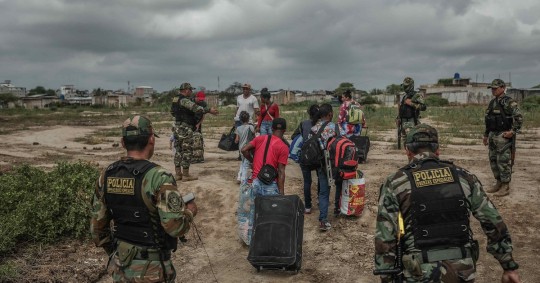 La cita tuvo como objetivo "articular temas de interés como el control, vigilancia y neutralización de los pasos ilegales existentes en diferentes sectores" / Foto: EFE