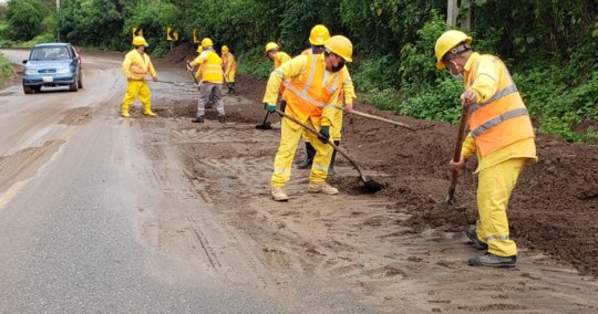 10 microempresas fueron contratadas para mantener la red vial de Zamora Chinchipe / Foto: cortesía Ministerio de Obras