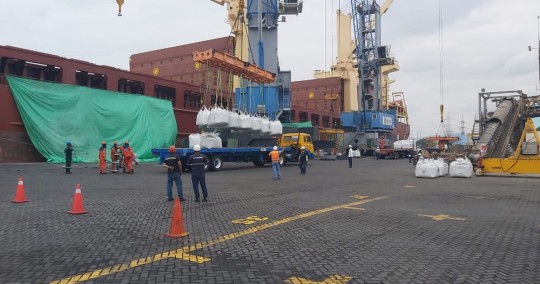 Los envíos de minería significaron $ 334 millones, mientras que el banano sumó $ 329 millones./ Foto: Cortesía Ministerio de Energía