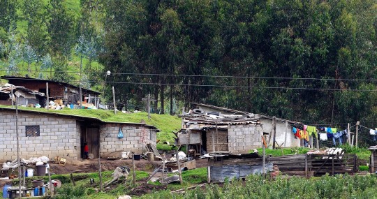 El Gobierno prevé emprender varias estrategias para reducir aún más el número de personas pobres en el país / Foto: EFE