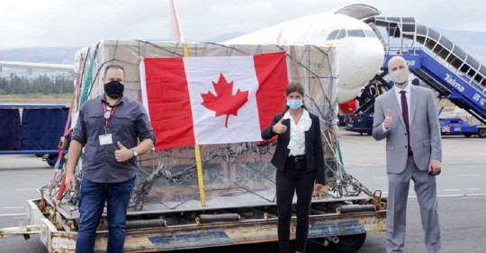 Unas 350.000 dosis de AstraZeneca donadas por Canadá llegan al país / Foto: cortesía Presidencia