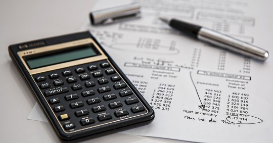 Existen muchas maneras de asegurar nuestras finanzas, solo debemos educarnos para encontrar la que más nos convenga y satisfaga nuestra realidad y necesidades / Foto: Cortesía Pixabay