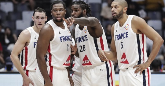 El desplome en el último cuarto (12-26) dejó a "les Bleus" sonados e incapaces de reaccionar / Foto: EFE 