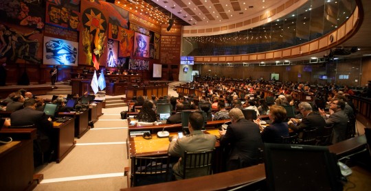 Con 85 votos afirmativos, el pleno del Parlamento censuró y destituyó a Ibeth Estupiñán, María Fernanda Rivadeneira, Francisco Bravo y Hernán Ulloa / Foto: EFE