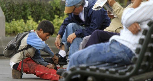 El objetivo es fortalecer la prevención, atención y protección de las personas que se encuentran en situación de mendicidad y trabajo infantil / Foto: EFE