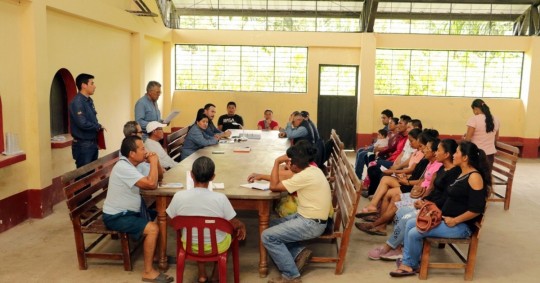 La estatal financiará los estudios para proyectos de electrificación y construcción de viviendas para 183 familias en la parroquia/ Foto: cortesía Petroecuador