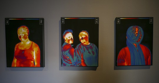 Explora las diversas facetas y formas de entender y relacionarnos con este fenómeno, desde la científica y tecnológica hasta la artística y psicológica / Foto: EFE