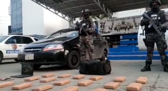 Se incautaron "cuatro toneladas y 400 gramos (de droga), que representan más de 43 millones de dosis" / Foto: cortesía Policía Nacional 