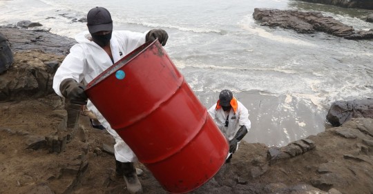 El derrame ocurrió en enero 2022 en la costa central. / El Comercio de Perú
