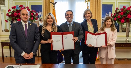 Esto permitirá promover la investigación y ciencia internacional, así como el desarrollo aeroespacial nacional gracias a las características geográficas del Ecuador / Foto: EFE