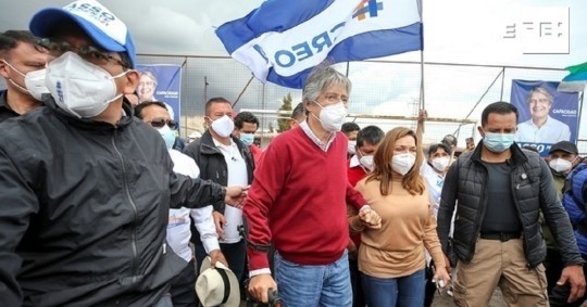La campaña para la segunda vuelta entre Arauz y Lasso comenzó / Foto: EFE