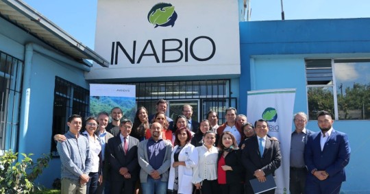 Inabio recibe equipo para estudio de información molecular de biodiversidad / Foto: EFE