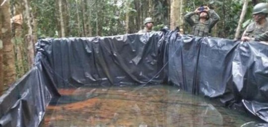 Autoridades sospechan que se podría usar el combustible para el refinamiento de la pasta base de cocaína. Foto: Referencial. 