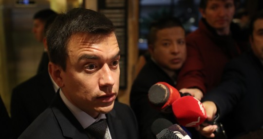 Noboa advirtió que revisarán todo contrato o nombramiento sin consulta, que se realice de última hora / Foto: EFE