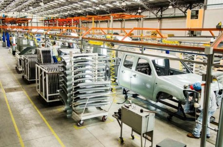  El trabajo y la producción son los principales afectados de la poca libertad económica. Foto: La Hora