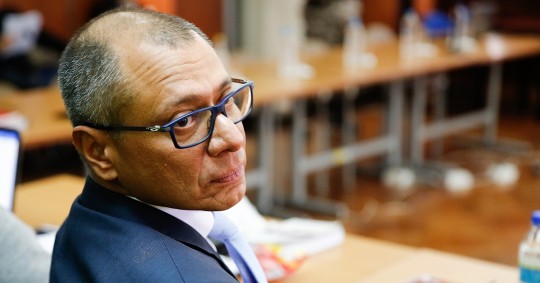 Diana Salazar indicó que ha solicitado a la corte que sigue el caso atienda su pedido contra Glas, que ya tiene dos condenas en firme por corrupción / Foto: EFE