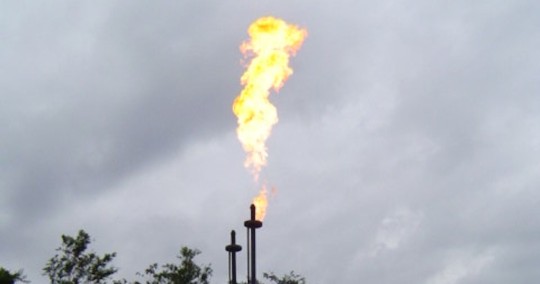 Aprovechar el gas de los mecheros, un plan no tan fácil de cumplir / Foto: El Oriente