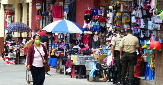 176 personas fueron detenidas por infringir el toque de queda / Foto: EFE