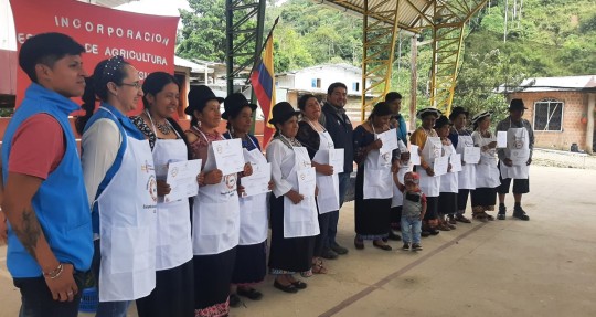 En estas comunidades, los productores se capacitan en 9 módulos, como promotores de producción sostenible agroecológica / Foto: cortesía ministerio de MAG