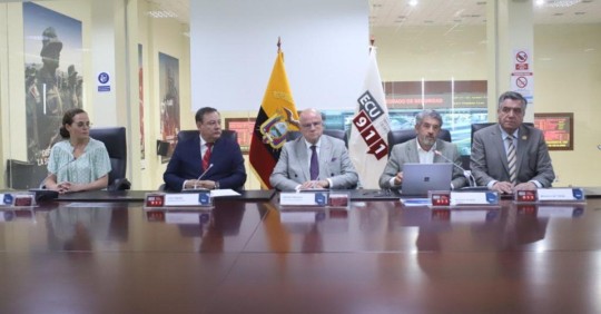 El ministro de Salud, José Ruales, mencionó que en el último mes se presentó una reducción sostenida de los casos de Covid-19 / Foto: cortesía ministerio del Interior