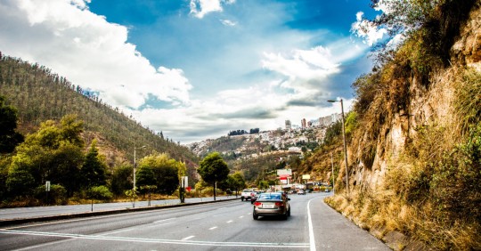 Estas son las placas que tienen pico y placa hoy, 3 de enero de 2024, en Quito / Foto: Shutterstock