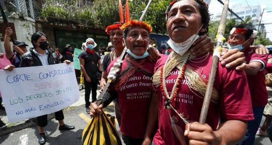 Corte Constitucional respalda derecho de indígenas a decidir sobre su territorio / Foto: EFE