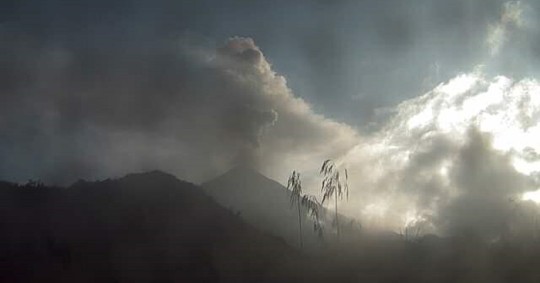 Existe una posibilidad de leve a moderada caída de ceniza en la provincia de Morona Santiago / Foto: cortesía IG