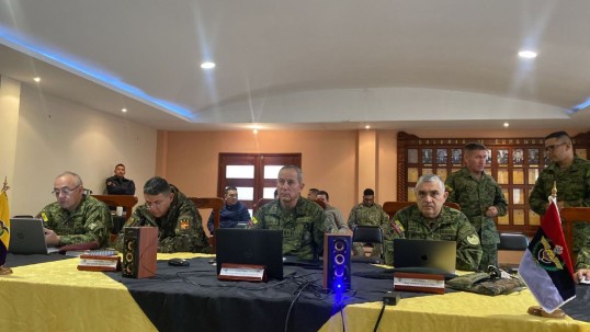 Estas operaciones coordinadas han permitido controlar los espacios terrestres, aéreos, marítimos y fluviales en la frontera / Foto: cortesía Fuerzas Armadas 