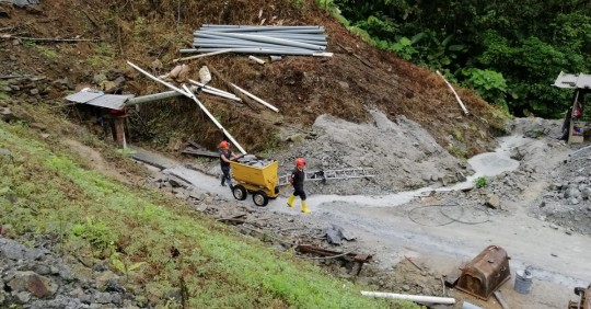 Minería artesanal en Ecuador / Foto: IIGE