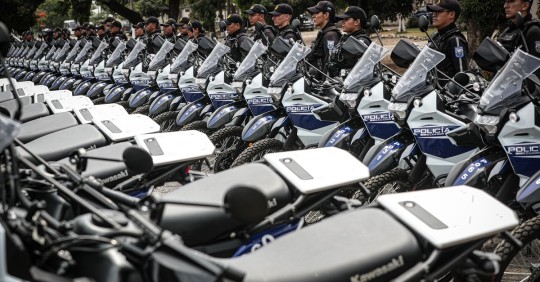 Con estos equipos, el mandatario indicó que se está fortaleciendo las capacidades de las fuerzas del orden / Foto: cortesía Secretaría General de Comunicación de la Presidencia
