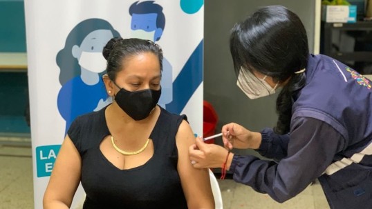 Ecuador ocupa el quinto puesto de vacunación Covid-19 entre 38 países de América y el Caribe / Foto: cortesía ministerio de Salud