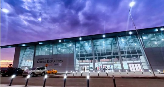 La terminal aérea fue reconstruida con una inversión de 27,7 millones de dólares, conseguidos gracias a un proyecto de cooperación con China / Foto: cortesía Alcaldía de Manta