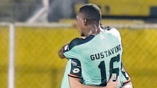 El atacante argentino Agustín Maziero protagonizó  la sorpresa de la segunda jornada de la liga de Ecuador al anotar el gol del triunfo 