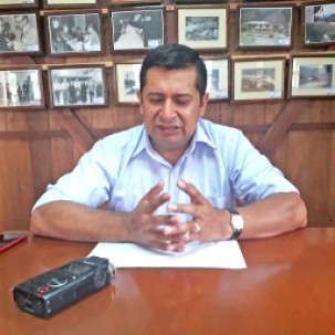 Ángel Mendoza pide a la ciudadanía cuidar los espacios públicos. Foto: La Hora