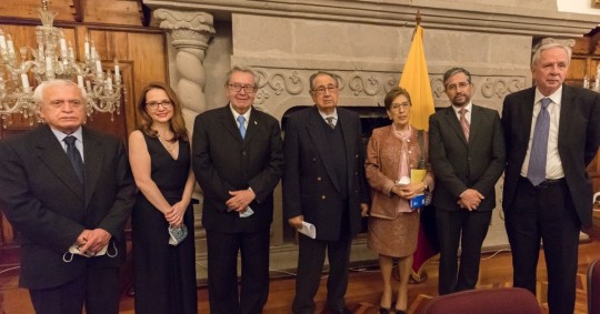 Antonio Sacoto presentó su libro “Ecuador, novela y diplomacia”/ Foto: cortesía Cancillería