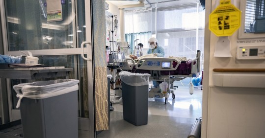Las hospitalizaciones por la enfermedad han estado aumentando en semanas recientes por primera vez en lo que va del año/ Foto: cortesía EFE