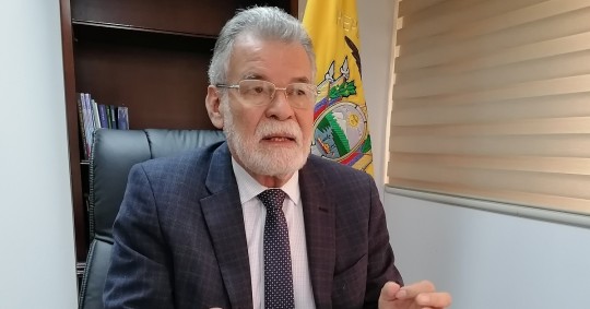 Enrique Pita, comentó que ahora hay la posibilidad de que los ecuatorianos empadronados para votar en el exterior lo hagan en cualquier sitio / Foto: EFE