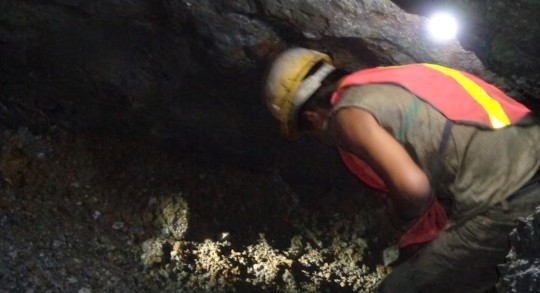Evaluación de los costos operativos del ciclo minero artesanal y de pequeña minería / Foto IIGE
