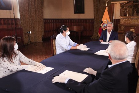  El presidente de la República, Lenín Moreno, confirmó el beneplácito de los tenedores de bonos para postergar el pago de los intereses. Foto: Revista Vistazo