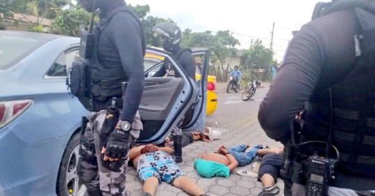 Las empresas deben gastar más en seguridad y las familias deciden hacer menos compras/ Foto: cortesía Policía Nacional