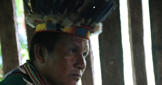 El chamán es una figura de autoridad y guía espiritual para los pueblos amazónicos / Foto: El Oriente