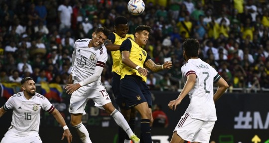 Ecuador igualó con México en Chicago / Foto: EFE