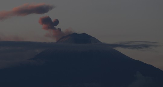 El IG advierte de posible caída de ceniza del Sangay en Chimborazo y Cañar / Foto: El Oriente 