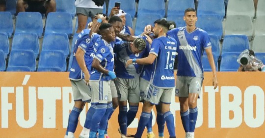 El equipo sufrirá este martes las bajas decisivas de sus dos goleadores por lesiones, Miller Bolaños y Alejandro Cabeza/  Foto: cortesía EFE